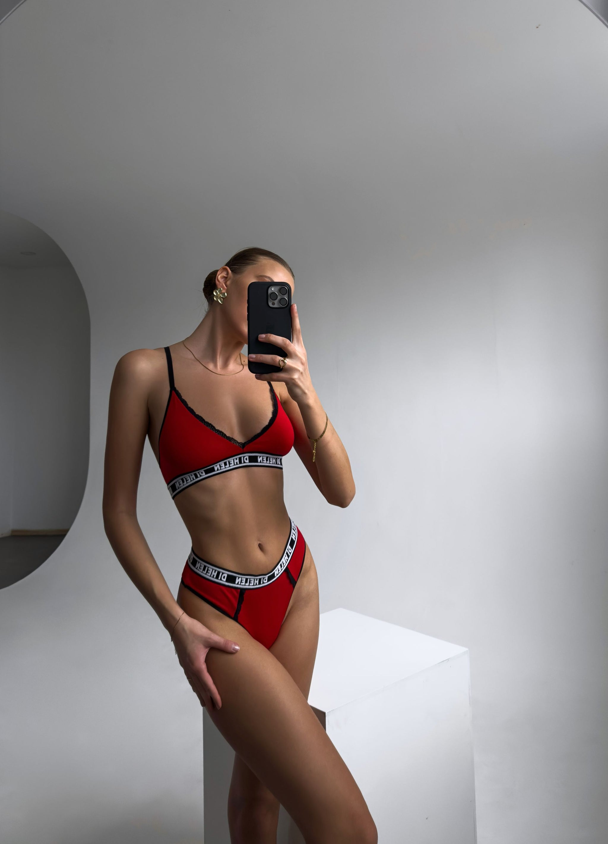 DI HELEN RUFFLE WOMEN'S UNDERWEAR SET, RED